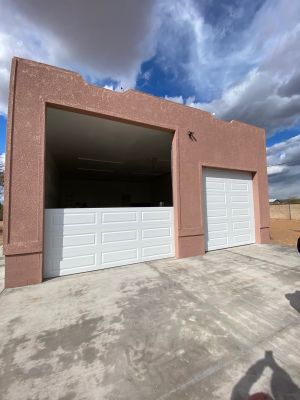 Commercial vs. Residential Garage Doors: Understand the Distinctions