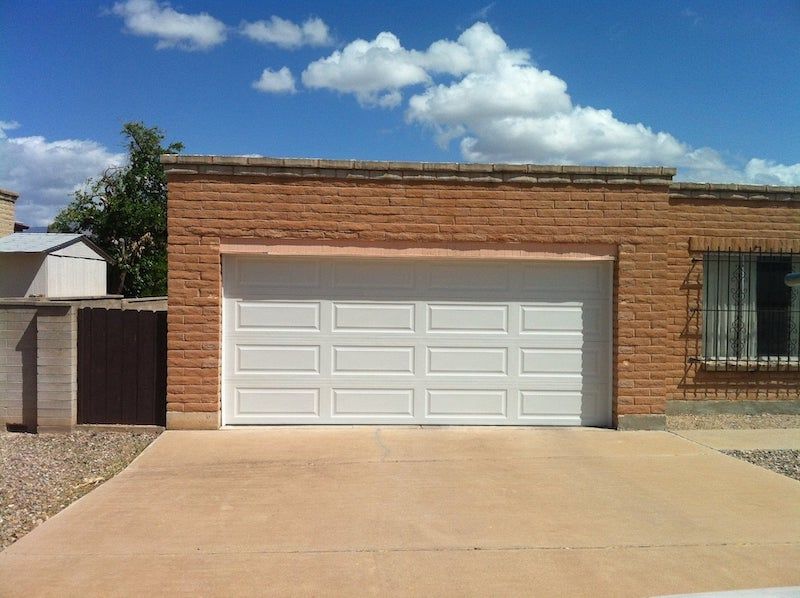 new garage doors in tucson